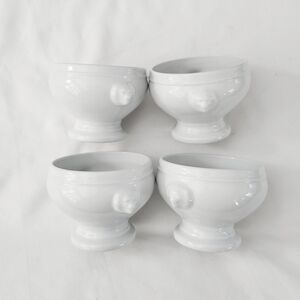 Apilco French Porcelain Williams Sonoma Lion’s Head Footed soup bowls set of 4